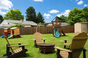 4 Blue Grass Dr, Ewing Township, NJ 08638 - Photo 33