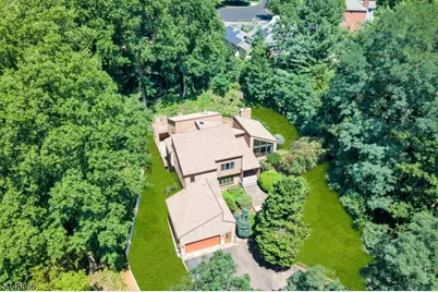 6 Sugar Ln, Holmdel Twp., NJ 07733 - Photo 47