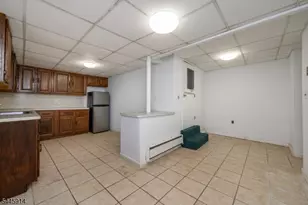 94 Van Buren St, Newark, NJ 07105 - Photo 39