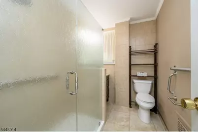 94 Van Buren St, Newark, NJ 07105 - Photo 9