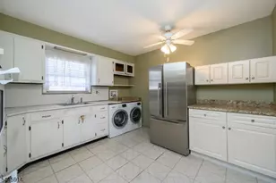 94 Van Buren St, Newark, NJ 07105 - Photo 5