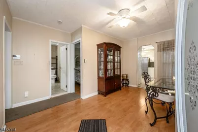 94 Van Buren St, Newark, NJ 07105 - Photo 3