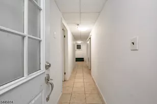 94 Van Buren St, Newark, NJ 07105 - Photo 35