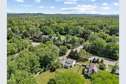 469 King George Rd, Bernards Township, NJ 07920 - Photo 31