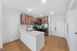 768 Bergen St, Newark, NJ 07108 - Photo 1