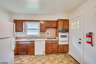 52 Johnson Ave, Cranford Township, NJ 07016 - Photo 9
