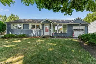 711 4th St, Belvidere, NJ 07823 - Photo 1