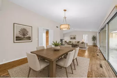 29 Wayside Pl, Montclair, NJ 07042 - Photo 9