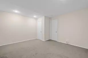 29 Wayside Pl, Montclair, NJ 07042 - Photo 35