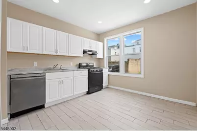 278 Wainwright St, Newark, NJ 07112 - Photo 11