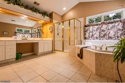 18 Hartlander St, East Brunswick Township, NJ 08816 - Photo 39