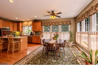 18 Hartlander St, East Brunswick Township, NJ 08816 - Photo 23