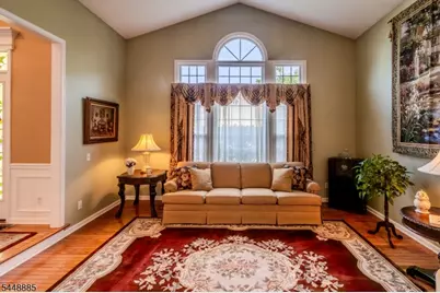 18 Hartlander St, East Brunswick Township, NJ 08816 - Photo 11