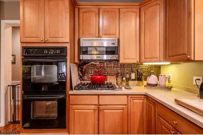 18 Hartlander St, East Brunswick Township, NJ 08816 - Photo 19
