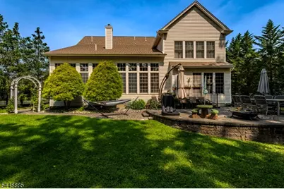 18 Hartlander St, East Brunswick Township, NJ 08816 - Photo 49