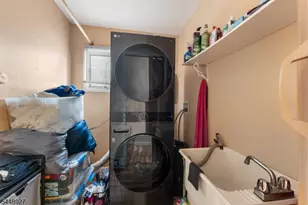 30 Warren St, Carteret, NJ 07008 - Photo 15