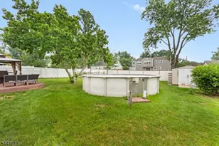 20 Normandy Rd, Mount Olive, NJ 07836 - Photo 27