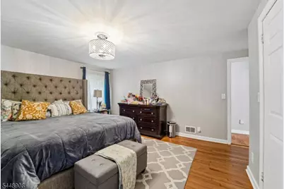 47 Collamore Ter, West Orange Township, NJ 07052 - Photo 17