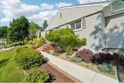47 Collamore Ter, West Orange Township, NJ 07052 - Photo 3