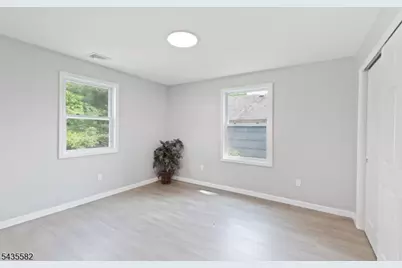 116 Bucknell Trl, Hopatcong, NJ 07843 - Photo 13