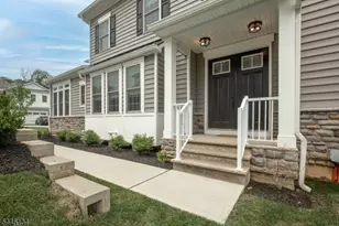 31 Hillandale Dr, Mendham Township, NJ 07931 - Photo 3