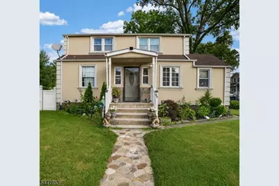 26 Columbia Ave, Kenilworth, NJ 07033 - Photo 1
