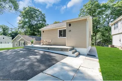 24 Northwestern Trl, Hopatcong, NJ 07843 - Photo 3