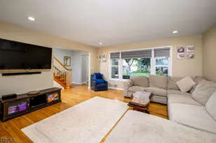 23 Charles St, Clark Township, NJ 07066 - Photo 5
