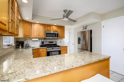 23 Charles St, Clark Township, NJ 07066 - Photo 13