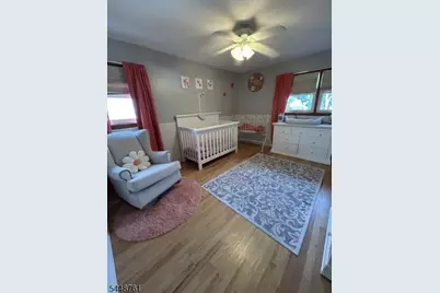 23 Charles St, Clark Township, NJ 07066 - Photo 11