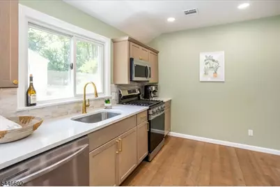 202 Marcella Rd, Parsippany, NJ 07054 - Photo 9