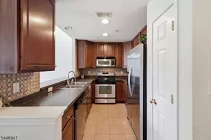 408 Donato Cir, Scotch Plains Township, NJ 07076 - Photo 17