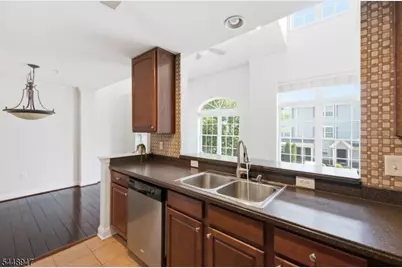 408 Donato Cir, Scotch Plains Township, NJ 07076 - Photo 19