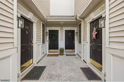 408 Donato Cir, Scotch Plains Township, NJ 07076 - Photo 3