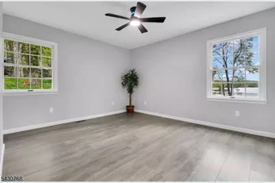 385 Maxim Dr, Hopatcong, NJ 07843 - Photo 17