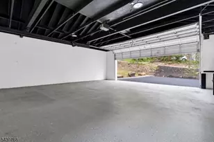 385 Maxim Dr, Hopatcong, NJ 07843 - Photo 7