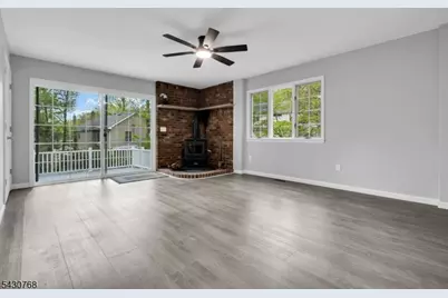 385 Maxim Dr, Hopatcong, NJ 07843 - Photo 23