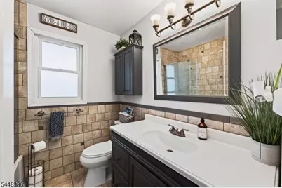 202 Tuttle St, Green Brook Township, NJ 08812 - Photo 17