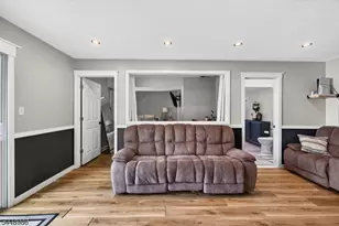 202 Tuttle St, Green Brook Township, NJ 08812 - Photo 19