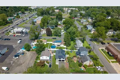 202 Tuttle St, Green Brook Township, NJ 08812 - Photo 27