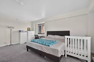 60 Parkway Dr, East Orange, NJ 07017 - Photo 15