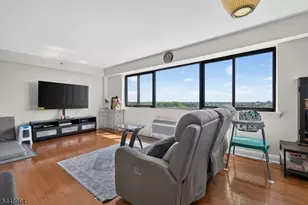 60 Parkway Dr, East Orange, NJ 07017 - Photo 5