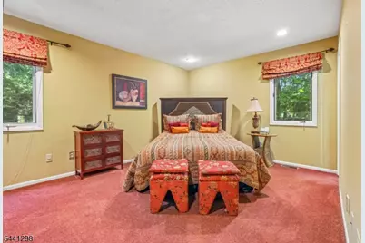 28 Tammy Hill Trl, Randolph Township, NJ 07869 - Photo 17
