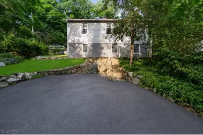 69 Roosevelt Ave, Jefferson Township, NJ 07438 - Photo 25
