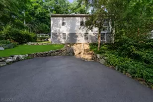 69 Roosevelt Ave, Jefferson Township, NJ 07438 - Photo 25