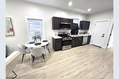 13 Edwin Pl, Newark, NJ 07112 - Photo 5