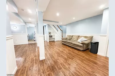 69 N Hillside Ave, Livingston, NJ 07039 - Photo 23