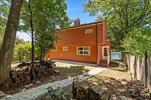907 Plymouth Lake Dr, Stillwater Twp., NJ 07860 - Photo 19