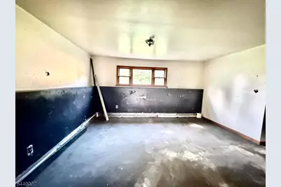 1085 Grand St, Phillipsburg, NJ 08865 - Photo 11