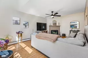 61 Hickory Hill Ct, Rockaway Township, NJ 07866 - Photo 5